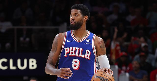 费城76人队主场迎战魔术队争夺季后赛席位